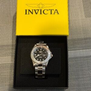 Invicta Silver and Black Pro Diver Men's Watch